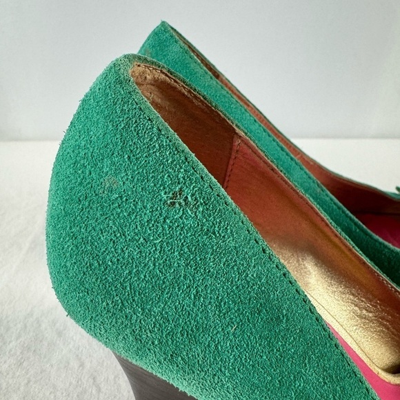 Lilly Pulitzer Suede Peep Toe Wedge Slip On Heels in Teal Size 6 - Picture 2 of 9